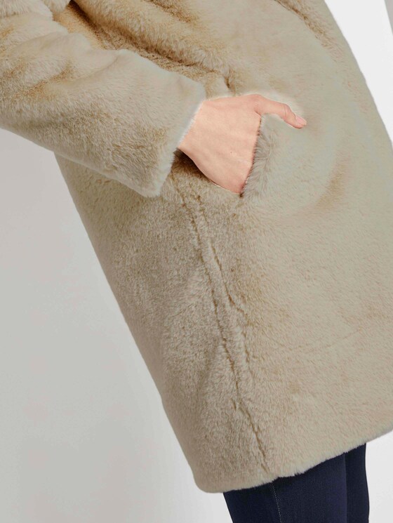 Weicher Faux-Fur Mantel - Frauen - warm sand beige Weicher Faux-Fur Mantel - Frauen - warm sand beige - 9 - TOM TAILOR
