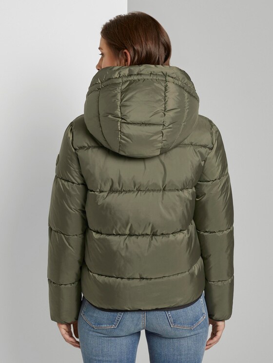 Kurze Pufferjacke mit Kapuze - Frauen - deep olive green Kurze Pufferjacke mit Kapuze - Frauen - deep olive green - 2 - TOM TAILOR Denim