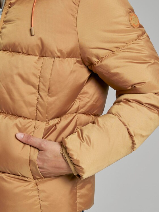 Kurze Pufferjacke mit Kapuze - Frauen - fudge brown Kurze Pufferjacke mit Kapuze - Frauen - fudge brown - 9 - TOM TAILOR Denim