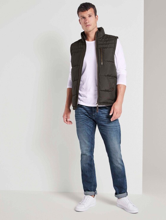 Steppweste mit Stehkragen - Männer - Shadow Olive Steppweste mit Stehkragen - Männer - Shadow Olive - 3 - TOM TAILOR