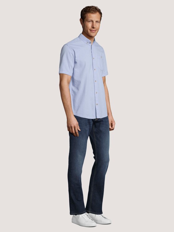 Gestreiftes Kurzarm-Hemd mit Brusttasche - Männer - light blue with white stripes Gestreiftes Kurzarm-Hemd mit Brusttasche - Männer - light blue with white stripes - 3 - TOM TAILOR