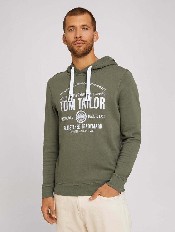 Hoodie mit Logoprint - Männer - Oak Leaf Green Hoodie mit Logoprint - Männer - Oak Leaf Green - 1 - TOM TAILOR
