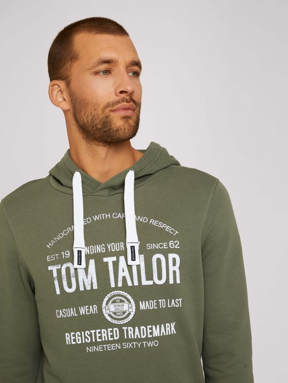 Hoodie mit Logoprint - Männer - Oak Leaf Green Hoodie mit Logoprint - Männer - Oak Leaf Green - 9 - TOM TAILOR