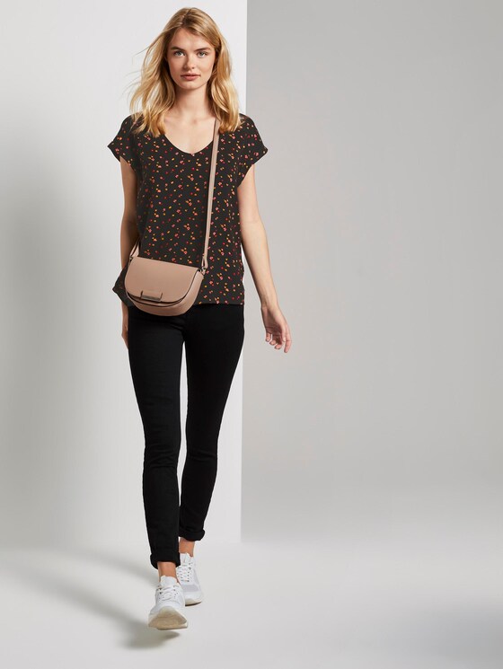 Gemusterte Kurzarm-Tunikabluse - Frauen - black red flower print Gemusterte Kurzarm-Tunikabluse - Frauen - black red flower print - 3 - TOM TAILOR Denim