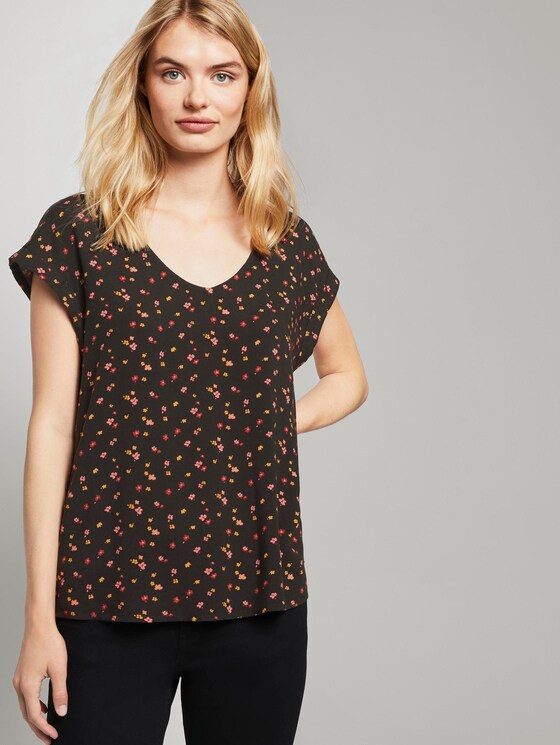 Gemusterte Kurzarm-Tunikabluse - Frauen - black red flower print Gemusterte Kurzarm-Tunikabluse - Frauen - black red flower print - 5 - TOM TAILOR Denim