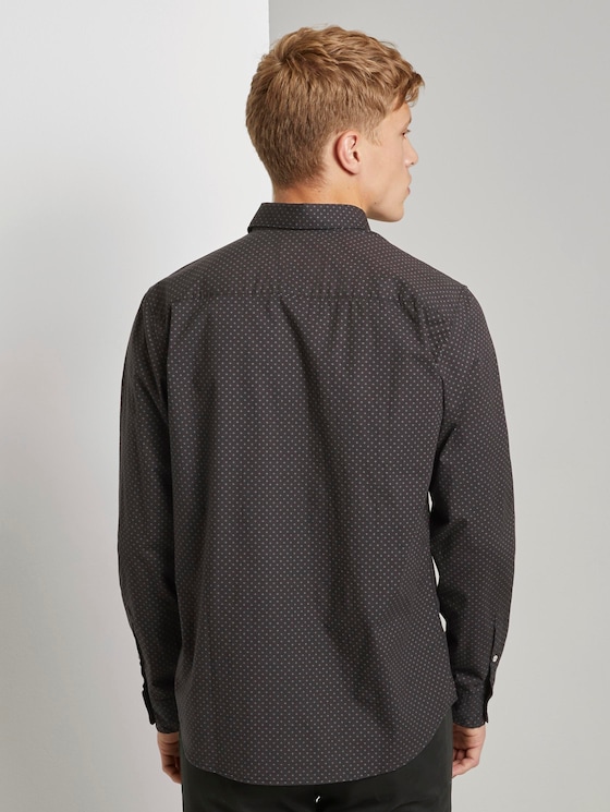 Gemustertes Stretch-Hemd - Männer - black burgundy crosses design Gemustertes Stretch-Hemd - Männer - black burgundy crosses design - 2 - TOM TAILOR