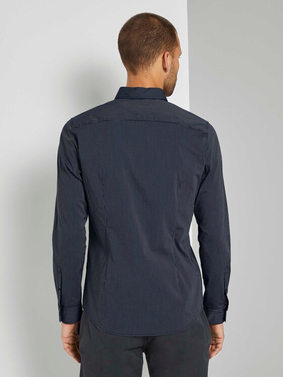 Gemustertes Slim Stretch-Hemd - Männer - navy stripe Gemustertes Slim Stretch-Hemd - Männer - navy stripe - 2 - TOM TAILOR