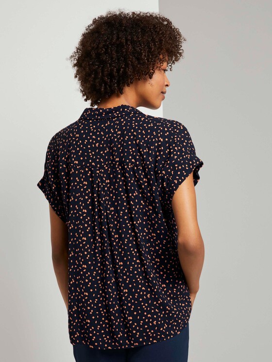 Gemustertes Blusenshirt - Frauen - navy orange dot design Gemustertes Blusenshirt - Frauen - navy orange dot design - 2 - Mine to five