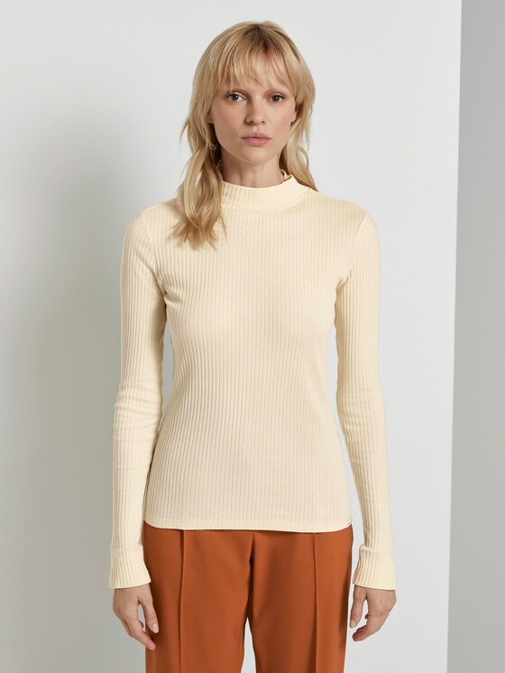 Geripptes Langarmshirt mit Stehkragen - Frauen - light soft sand Geripptes Langarmshirt mit Stehkragen - Frauen - light soft sand - 1 - Mine to five