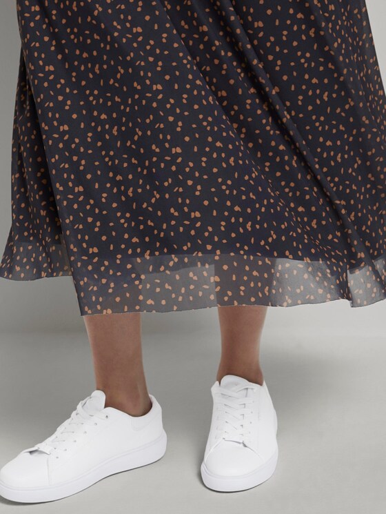 Gemustertes Midi-Blusenkleid - Frauen - navy orange dot design Gemustertes Midi-Blusenkleid - Frauen - navy orange dot design - 9 - Mine to five