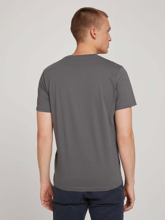 T-Shirt with a logo print - Men - Quiet Mid Grey T-Shirt with a logo print - Men - Quiet Mid Grey - 2 - TOM TAILOR