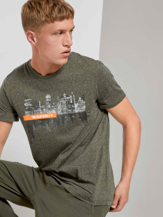 Meliertes T-Shirt mit Fotoprint - Männer - dry greyish olive melange Meliertes T-Shirt mit Fotoprint - Männer - dry greyish olive melange - 5 - TOM TAILOR Denim