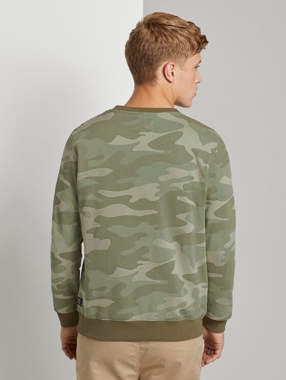 Gemustertes Sweatshirt - Männer - khaki stripe camou print Gemustertes Sweatshirt - Männer - khaki stripe camou print - 2 - TOM TAILOR Denim