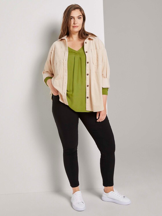 Curvy - Langarmshirt mit Faltendetail - Frauen - wood green Curvy - Langarmshirt mit Faltendetail - Frauen - wood green - 3 - My True Me