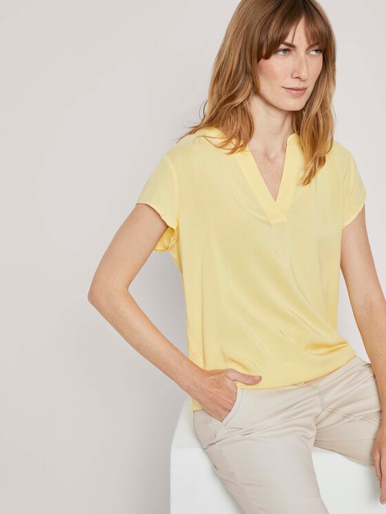 blouse with elastic waistband