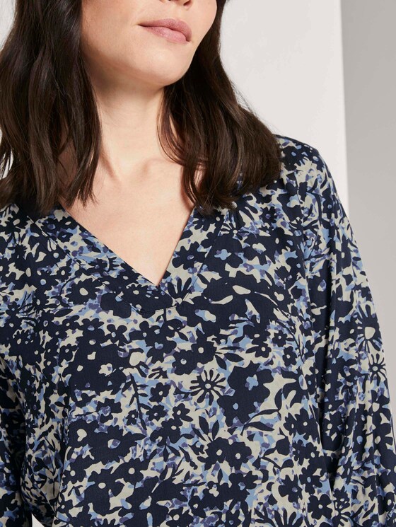 Gemusterte Bluse mit Tape-Details - Frauen - blue flower design Gemusterte Bluse mit Tape-Details - Frauen - blue flower design - 9 - TOM TAILOR