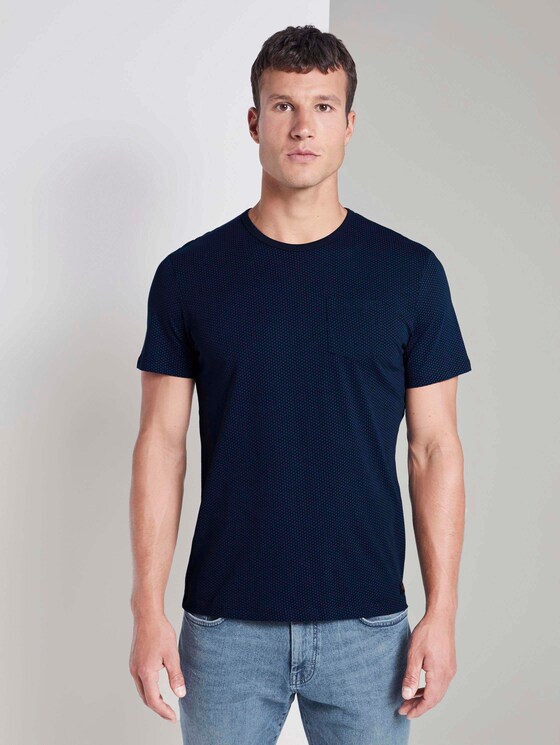 Fein gemustertes T-Shirt mit Brusttasche - Männer - Dark Blue Fein gemustertes T-Shirt mit Brusttasche - Männer - Dark Blue - 1 - TOM TAILOR