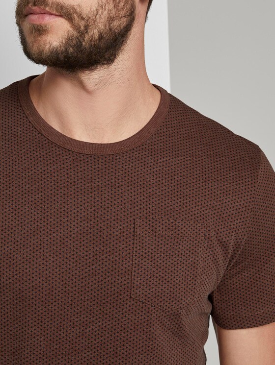 Fein gemustertes T-Shirt mit Brusttasche - Männer - brown oak Fein gemustertes T-Shirt mit Brusttasche - Männer - brown oak - 9 - TOM TAILOR