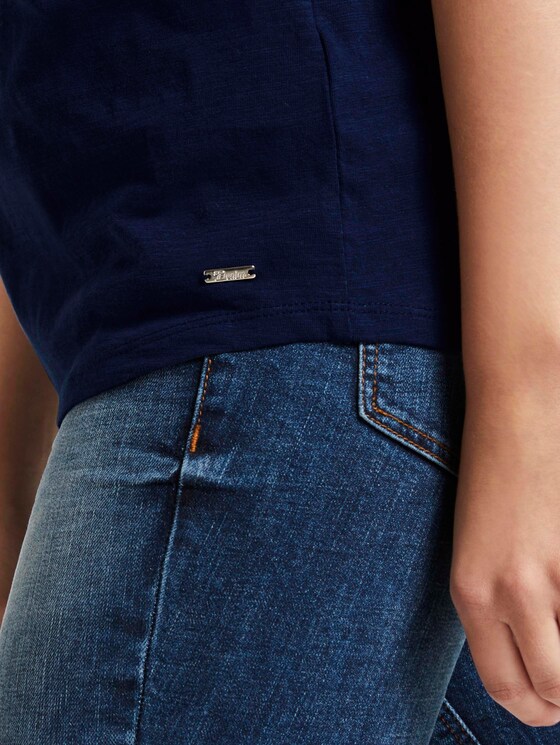 T-Shirt mit kleiner Stickerei - Frauen - Real Navy Blue T-Shirt mit kleiner Stickerei - Frauen - Real Navy Blue - 10 - TOM TAILOR Denim