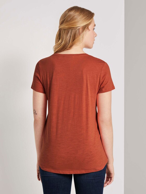 T-Shirt mit kleiner Stickerei - Frauen - burnt coral T-Shirt mit kleiner Stickerei - Frauen - burnt coral - 2 - TOM TAILOR Denim