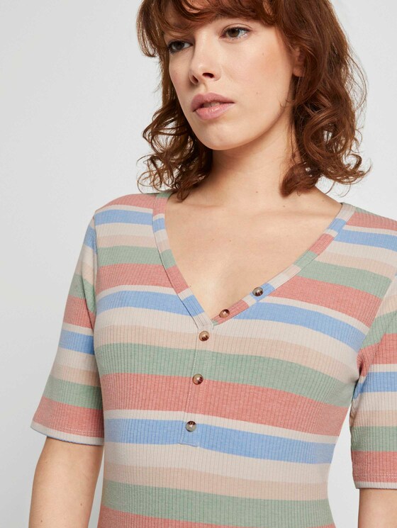 Henley-Shirt in Ripp-Optik - Frauen - multicolor stripe Henley-Shirt in Ripp-Optik - Frauen - multicolor stripe - 9 - TOM TAILOR Denim