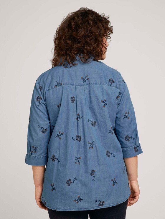 Jeansbluse mit Stickereien - Frauen - paisley embroidery design Jeansbluse mit Stickereien - Frauen - paisley embroidery design - 2 - My True Me