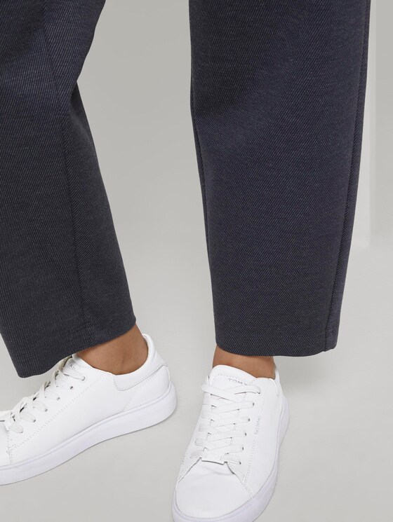 Curvy-Melierte Loose Fit Hose - Frauen - captain navy melange Curvy-Melierte Loose Fit Hose - Frauen - captain navy melange - 9 - My True Me