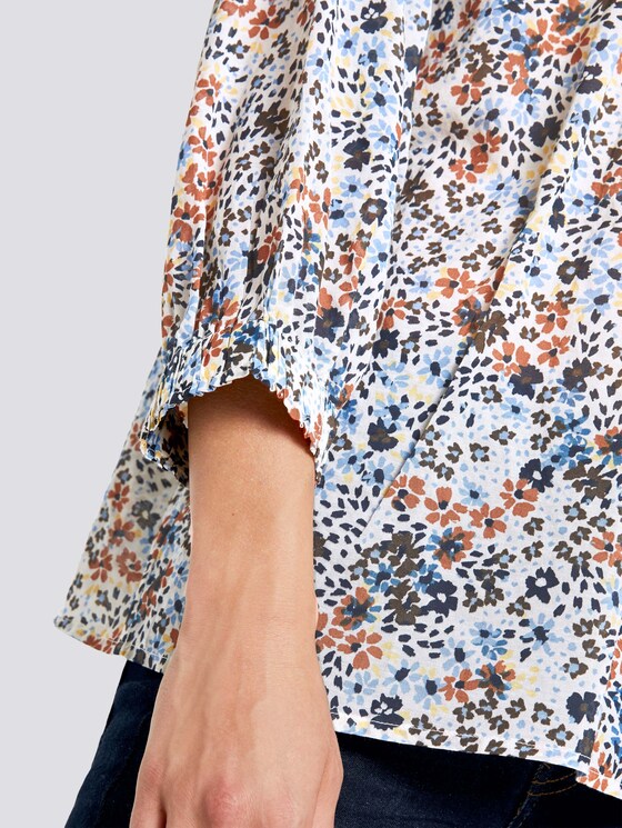 Verspielte Bluse mit Blumenprint - Frauen - light flower print Verspielte Bluse mit Blumenprint - Frauen - light flower print - 10 - TOM TAILOR Denim