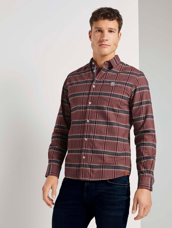 Kariertes Hemd mit Brusttasche - Männer - burgundy navy fil a fil check Kariertes Hemd mit Brusttasche - Männer - burgundy navy fil a fil check - 1 - TOM TAILOR