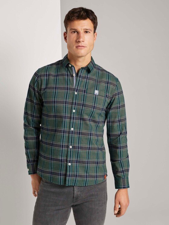 Kariertes Hemd mit Brusttasche - Männer - green navy fil a fil check Kariertes Hemd mit Brusttasche - Männer - green navy fil a fil check - 1 - TOM TAILOR