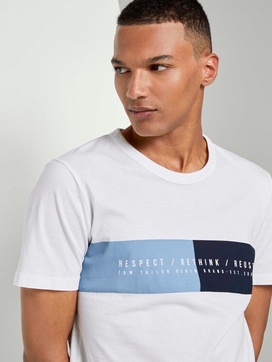 T-Shirt mit Brustprint - Männer - White T-Shirt mit Brustprint - Männer - White - 9 - TOM TAILOR Denim