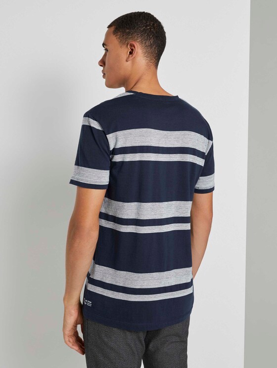 T-shirt met gestreepte textuur - Mannen - navy beige jacquard T-shirt met gestreepte textuur - Mannen - navy beige jacquard - 2 - TOM TAILOR Denim