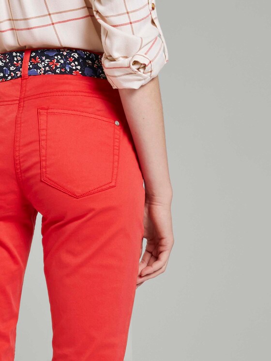 Alexa Slim Jeans mit Bindegürtel - Frauen - shiny crimson red Alexa Slim Jeans mit Bindegürtel - Frauen - shiny crimson red - 9 - TOM TAILOR