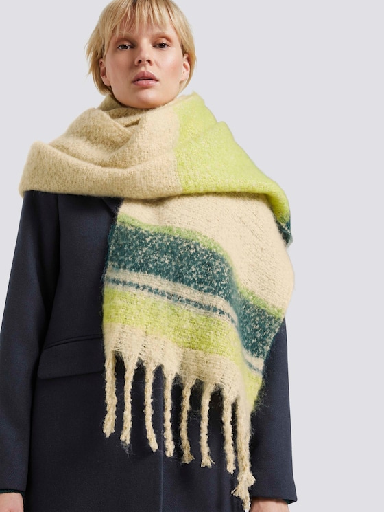 Weicher oversized Schal mit Farbstreifen - Frauen - light soft sand Weicher oversized Schal mit Farbstreifen - Frauen - light soft sand - 5 - Mine to five