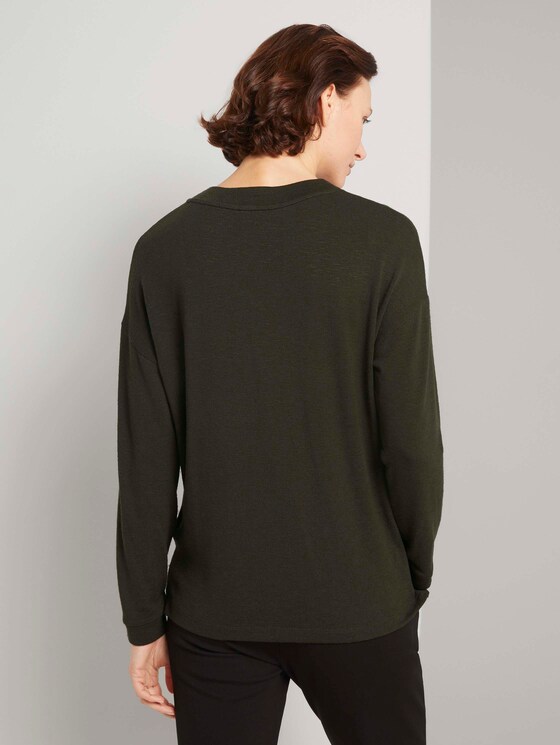 Langarmshirt mit V-Ausschnitt - Frauen - Dark Rosin Green Langarmshirt mit V-Ausschnitt - Frauen - Dark Rosin Green - 2 - TOM TAILOR
