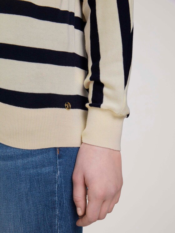 Strickpullover aus Bio-Baumwolle - Frauen - big creme navy stripe Strickpullover aus Bio-Baumwolle - Frauen - big creme navy stripe - 9 - TOM TAILOR Denim
