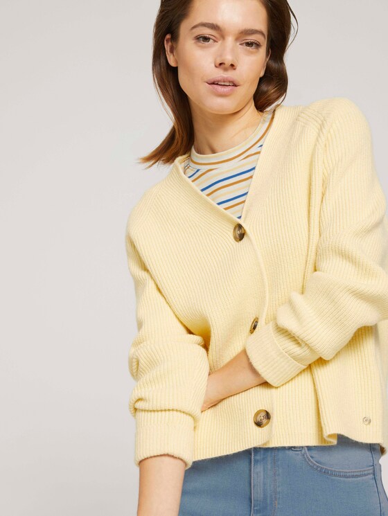 Cardigan mit V-Ausschnitt - Frauen - soft yellow Cardigan mit V-Ausschnitt - Frauen - soft yellow - 5 - TOM TAILOR Denim