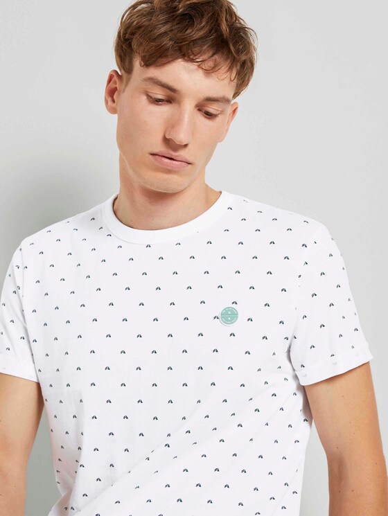 Gemustertes T-Shirt - Männer - white triangle stripe print Gemustertes T-Shirt - Männer - white triangle stripe print - 9 - TOM TAILOR Denim