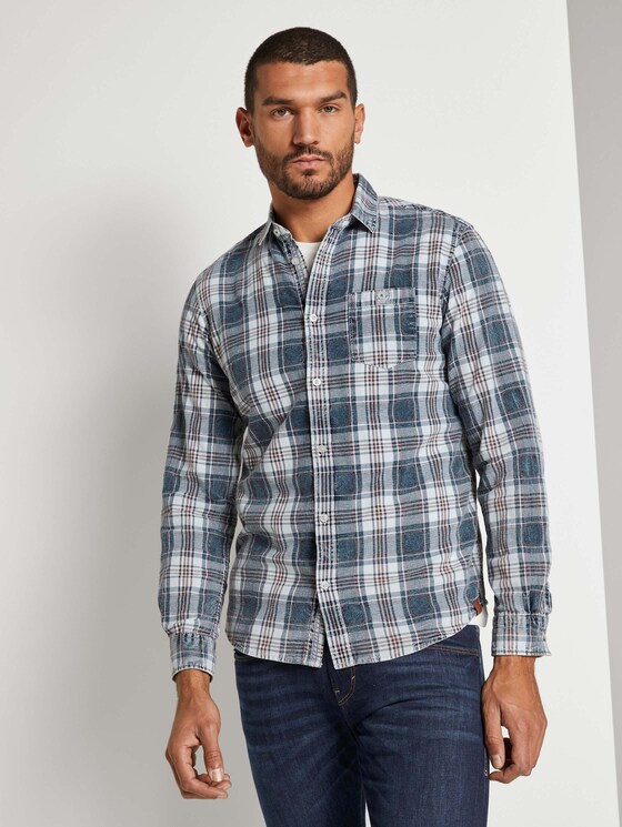 Kariertes Hemd mit Brusttasche - Männer - indigo washed check Kariertes Hemd mit Brusttasche - Männer - indigo washed check - 1 - TOM TAILOR