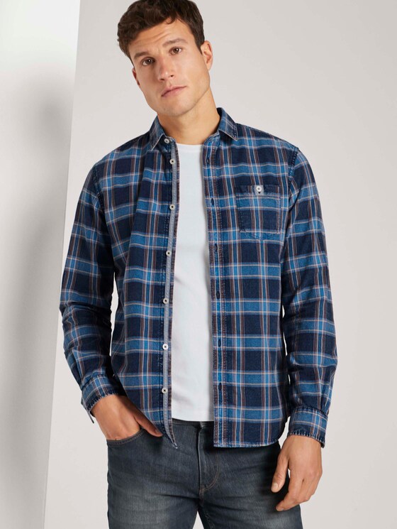 Kariertes Hemd mit Brusttasche - Männer - blue indigo washed shirt Kariertes Hemd mit Brusttasche - Männer - blue indigo washed shirt - 1 - TOM TAILOR