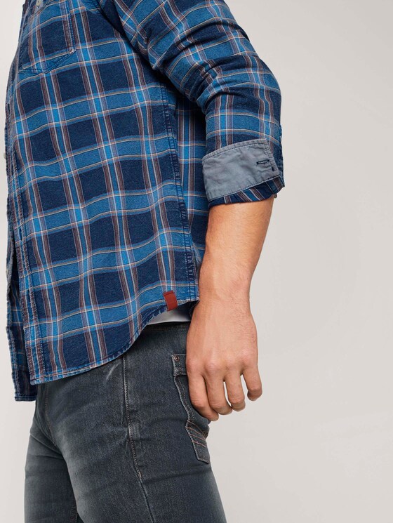 Kariertes Hemd mit Brusttasche - Männer - blue indigo washed shirt Kariertes Hemd mit Brusttasche - Männer - blue indigo washed shirt - 9 - TOM TAILOR