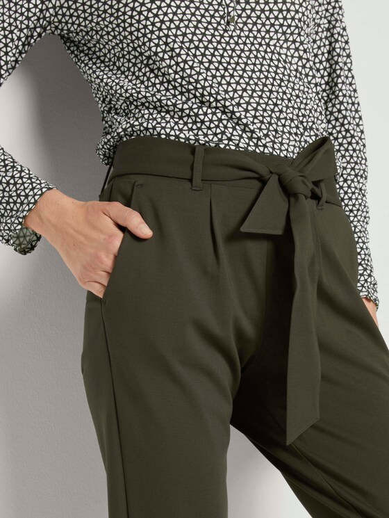 Loose Fit Hose mit Bindegürtel - Frauen - Dark Rosin Green Loose Fit Hose mit Bindegürtel - Frauen - Dark Rosin Green - 9 - TOM TAILOR
