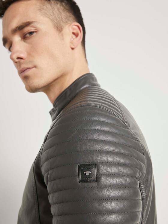 Bikerjacke mit Stehkragen aus Lederimitat - Männer - stone grey fake leather Bikerjacke mit Stehkragen aus Lederimitat - Männer - stone grey fake leather - 9 - TOM TAILOR