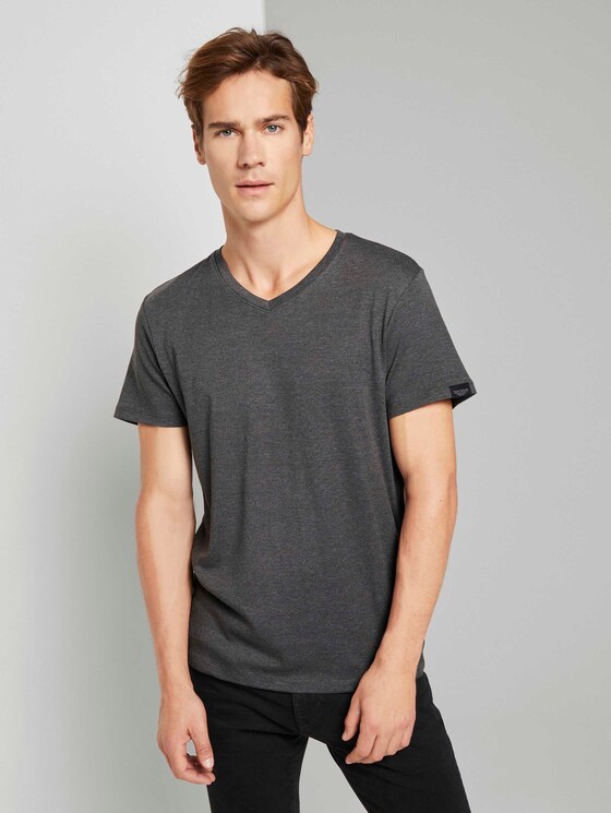 Basic Shirt mit V-Ausschnitt - Männer - Dark Grey Melange Basic Shirt mit V-Ausschnitt - Männer - Dark Grey Melange - 1 - TOM TAILOR
