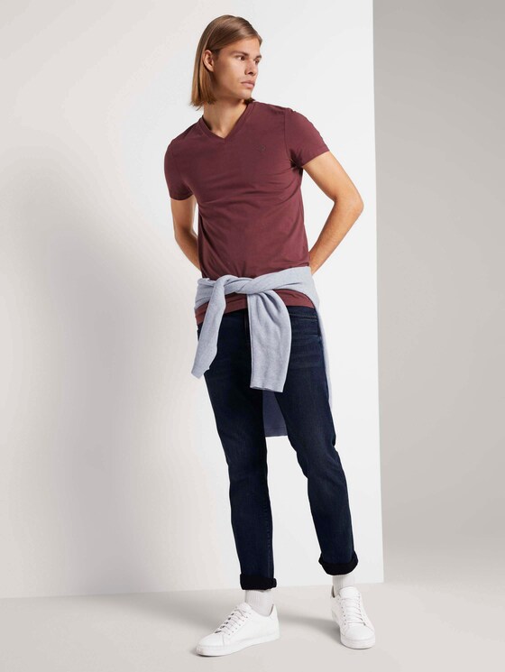 T-Shirt mit V-Ausschnitt - Männer - Decadent Bordeaux T-Shirt mit V-Ausschnitt - Männer - Decadent Bordeaux - 3 - TOM TAILOR Denim