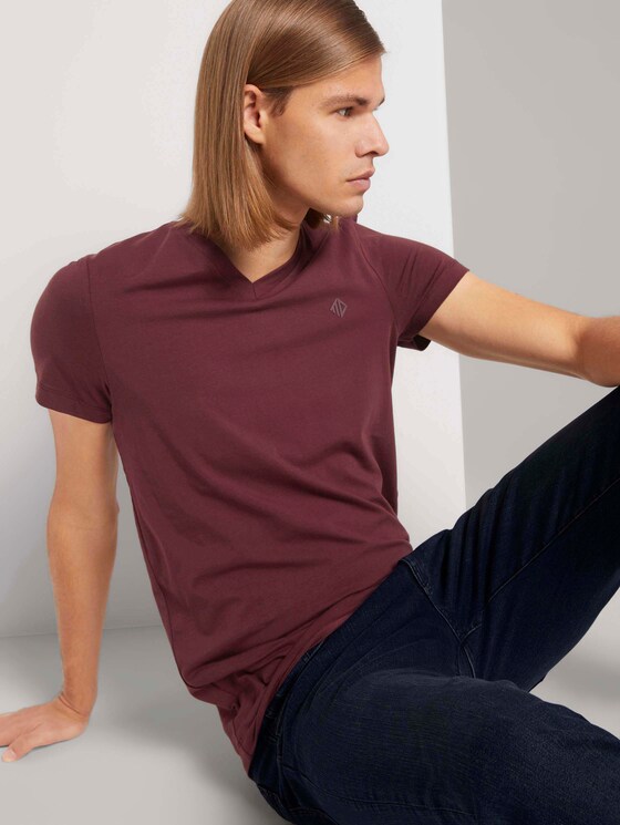 T-Shirt mit V-Ausschnitt - Männer - Decadent Bordeaux T-Shirt mit V-Ausschnitt - Männer - Decadent Bordeaux - 5 - TOM TAILOR Denim