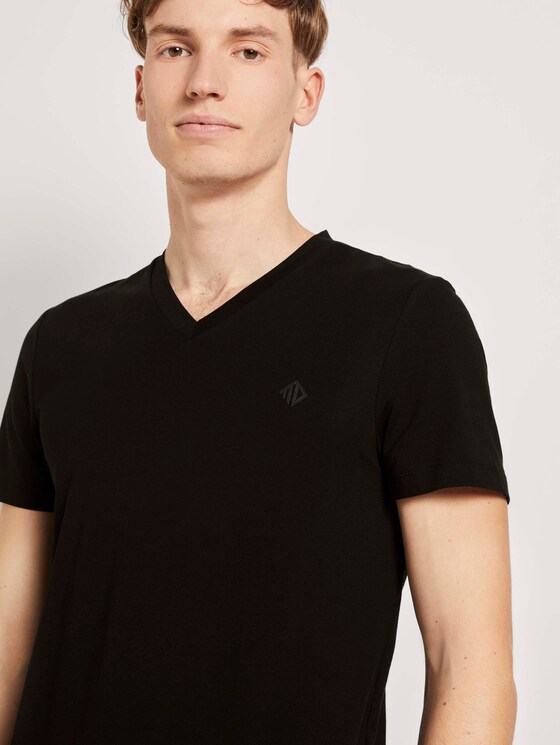 T-Shirt mit V-Ausschnitt - Männer - Black T-Shirt mit V-Ausschnitt - Männer - Black - 9 - TOM TAILOR Denim