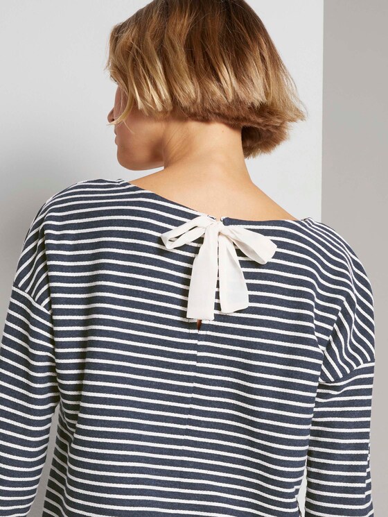 Gestreiftes Shirt mit Schleifendetail - Frauen - blue melange white stripe Gestreiftes Shirt mit Schleifendetail - Frauen - blue melange white stripe - 9 - TOM TAILOR Denim