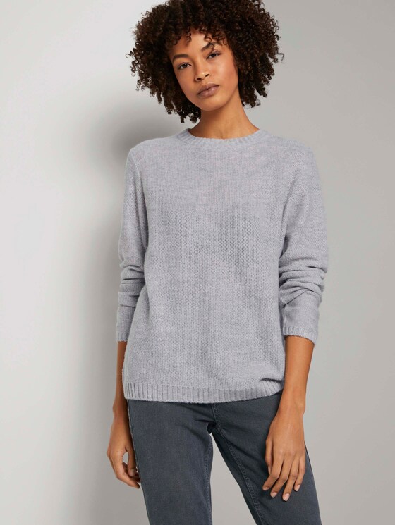 loose fit sweater