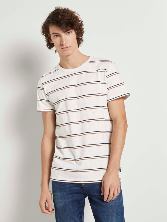 T-Shirt mit Streifenmuster - Männer - white tricolor yarn dye stripe T-Shirt mit Streifenmuster - Männer - white tricolor yarn dye stripe - 1 - TOM TAILOR Denim